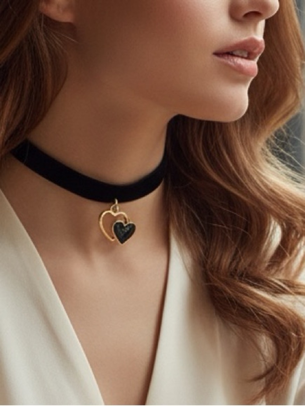 π¨SALEπ¨ Heart Pendant Black Velvet Choker Necklace